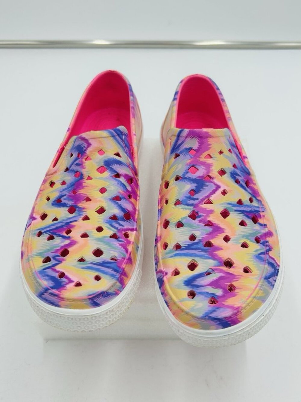 Wonder Nation Girls Cutout Eva Loafer Swim Shoes Multicolor Girl Size 2-3